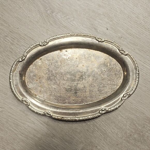 Silver plate. - Picture 1 of 4